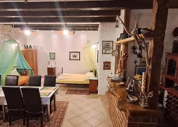 Mediha's Secret Oasis Appartement Vodice